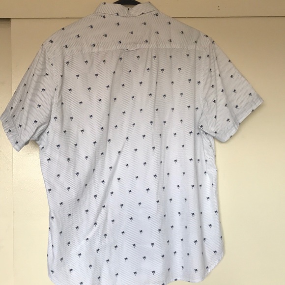 Button up short sleeve shirt - Picture 2 of 6